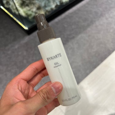 BYKARTE エッセンスオイルのクチコミ「🟡香りと質感が良すぎるヘアオイル🟡

テクスチャーは軽めでサラサラしてます！
香りはジョーマロ.....」（1枚目）