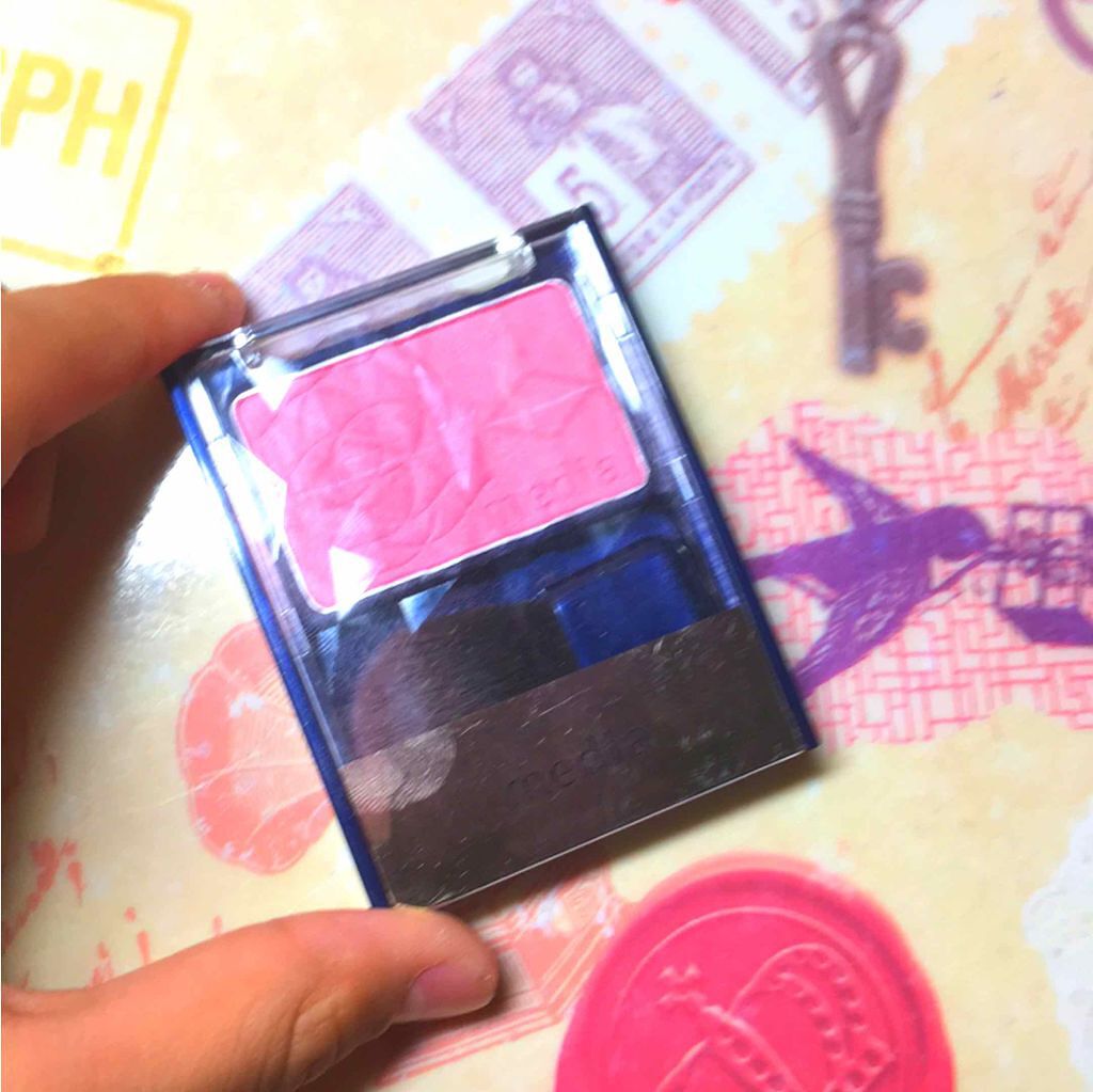 ブライトアップチークN/media/パウダーチークを使ったクチコミ（1枚目）