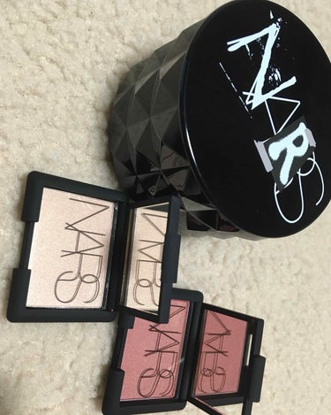 リトルフェティッシュ 8376/NARS/メイクアップキットを使ったクチコミ（2枚目）