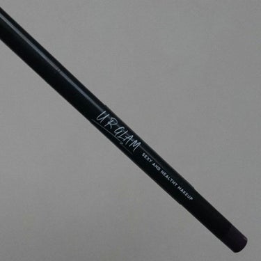 こんばんは！あおいです！

今日はURGLAM GEL EYELINER 06番についてです。

カラーは紫です。

カラーラインなかなか挑戦できなかったのですが、100円なので購入してみました。

使