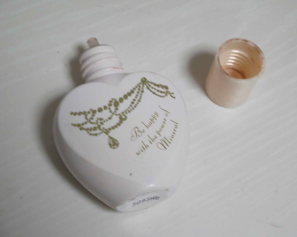 ミネラルウオータリーファンデーション N/インテグレート/リキッドファンデーションを使ったクチコミ(2枚目)