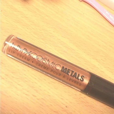 NYX COSMIC METALS

リアーナに憧れて購入👠