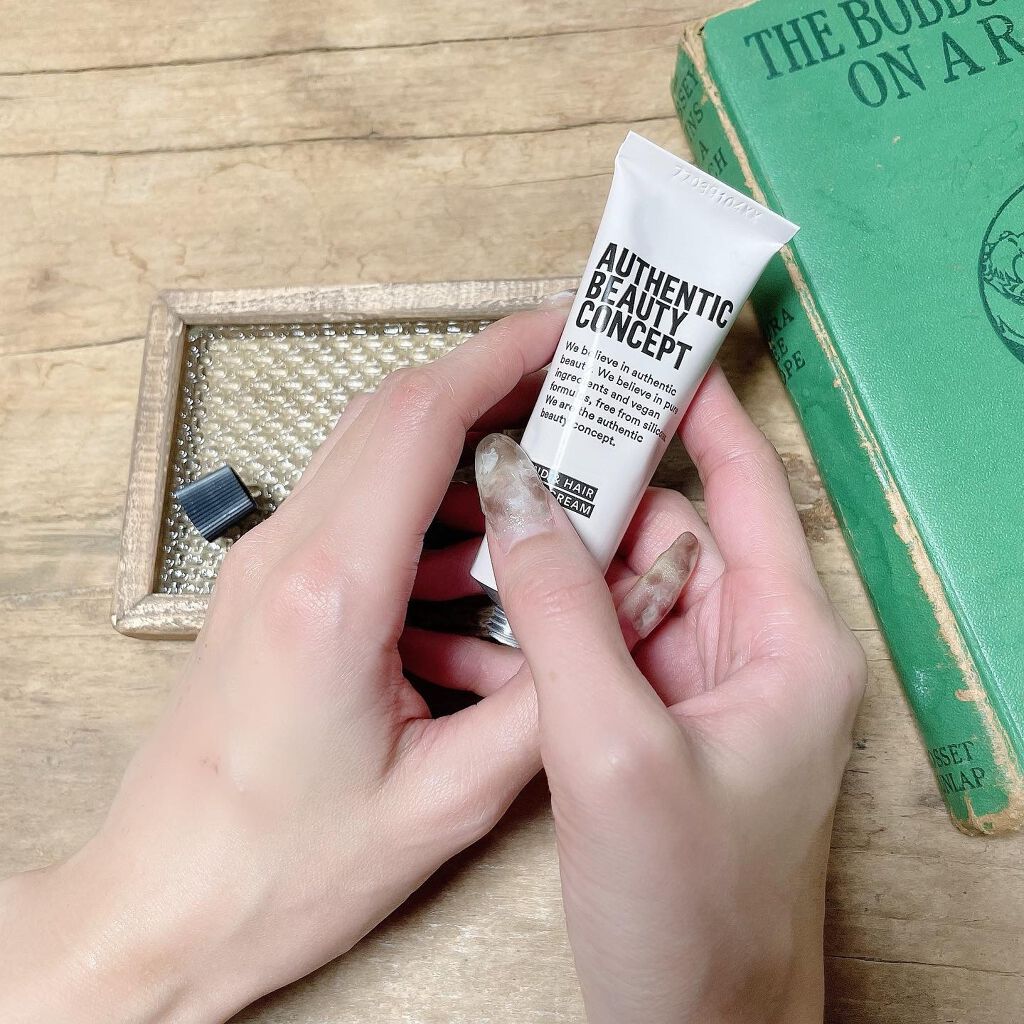 ハンド&ヘア ライトセラム/AUTHENTIC BEAUTY CONCEPT/ハンドクリームを使ったクチコミ(4枚目)