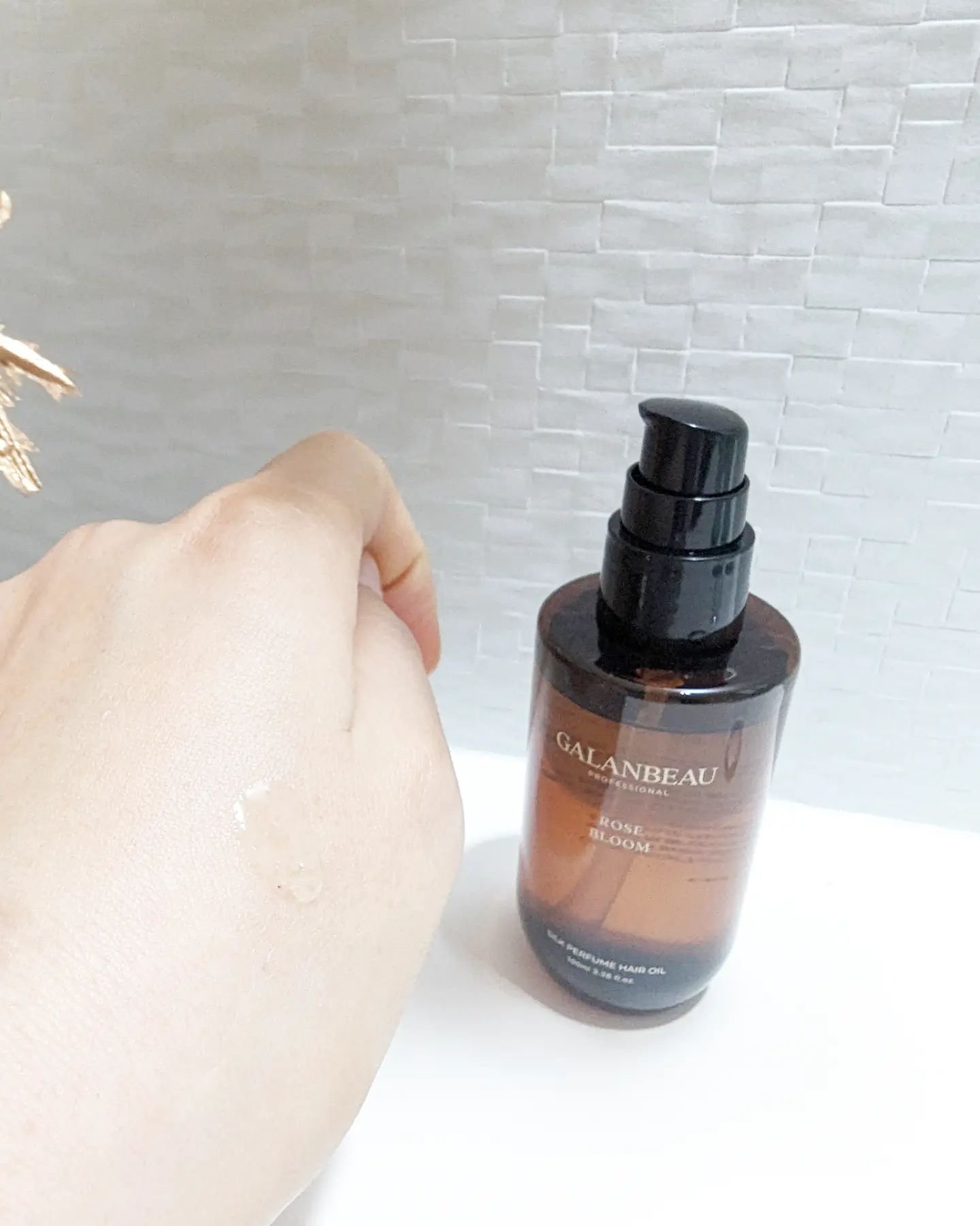 シルクパフュームヘアオイル（ローズブルーム）/ガランビュー/ヘアオイルを使ったクチコミ（3枚目）