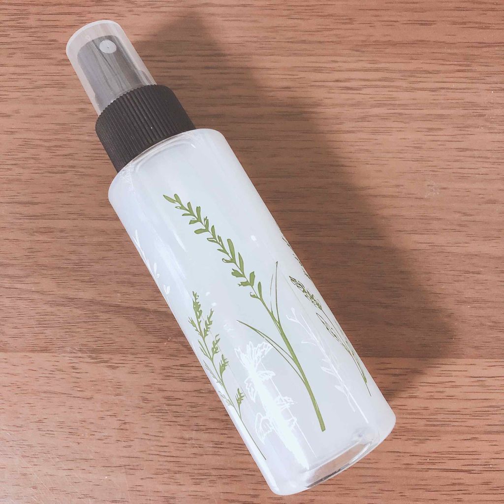 羽夜 ☪︎·̩͙ on LIPS 「今回はDAISOのボディーローションの紹介❤︎▽パイナップルと..」(2枚目)