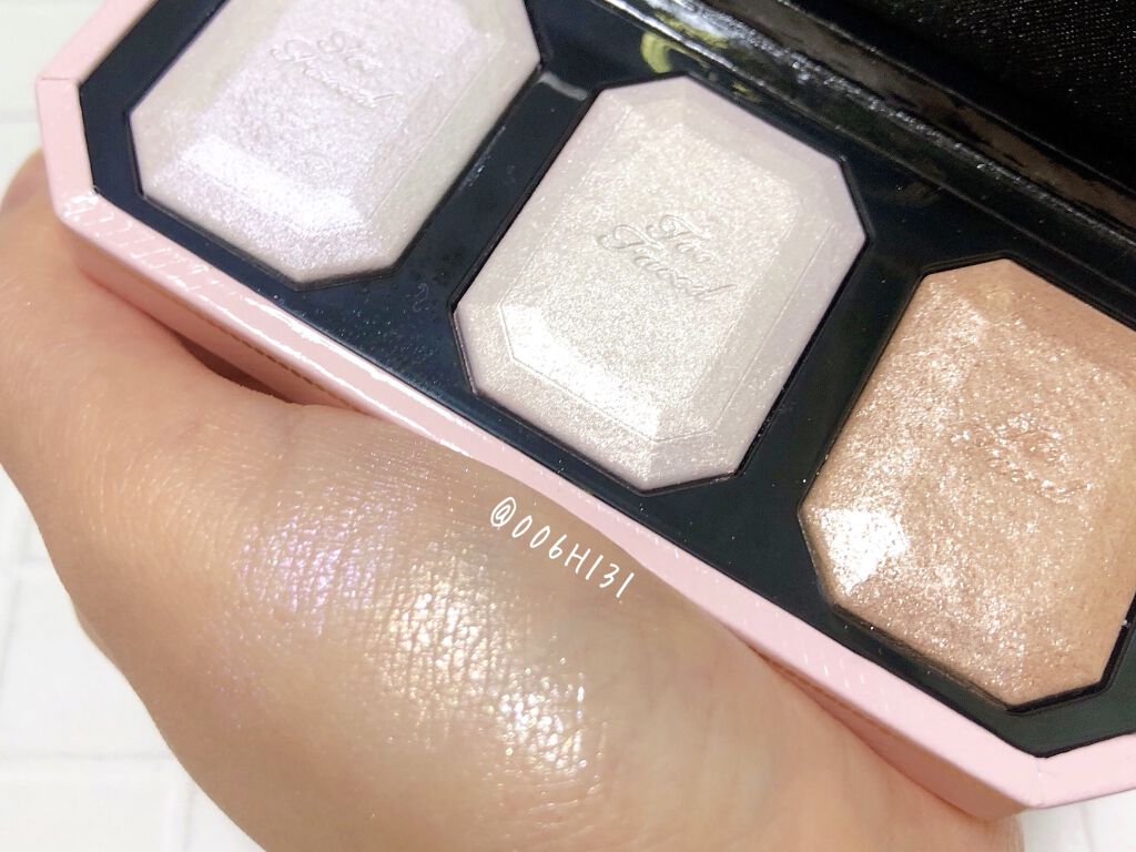 ～ダイヤモンドライト シリーズ～ マルチユース ハイライター トリオ/Too Faced/パウダーハイライトを使ったクチコミ（3枚目）