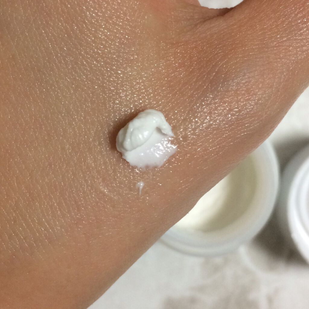 クレーム ドゥ・ラ・メール 15ml/LA MER/フェイスクリームを使ったクチコミ（2枚目）