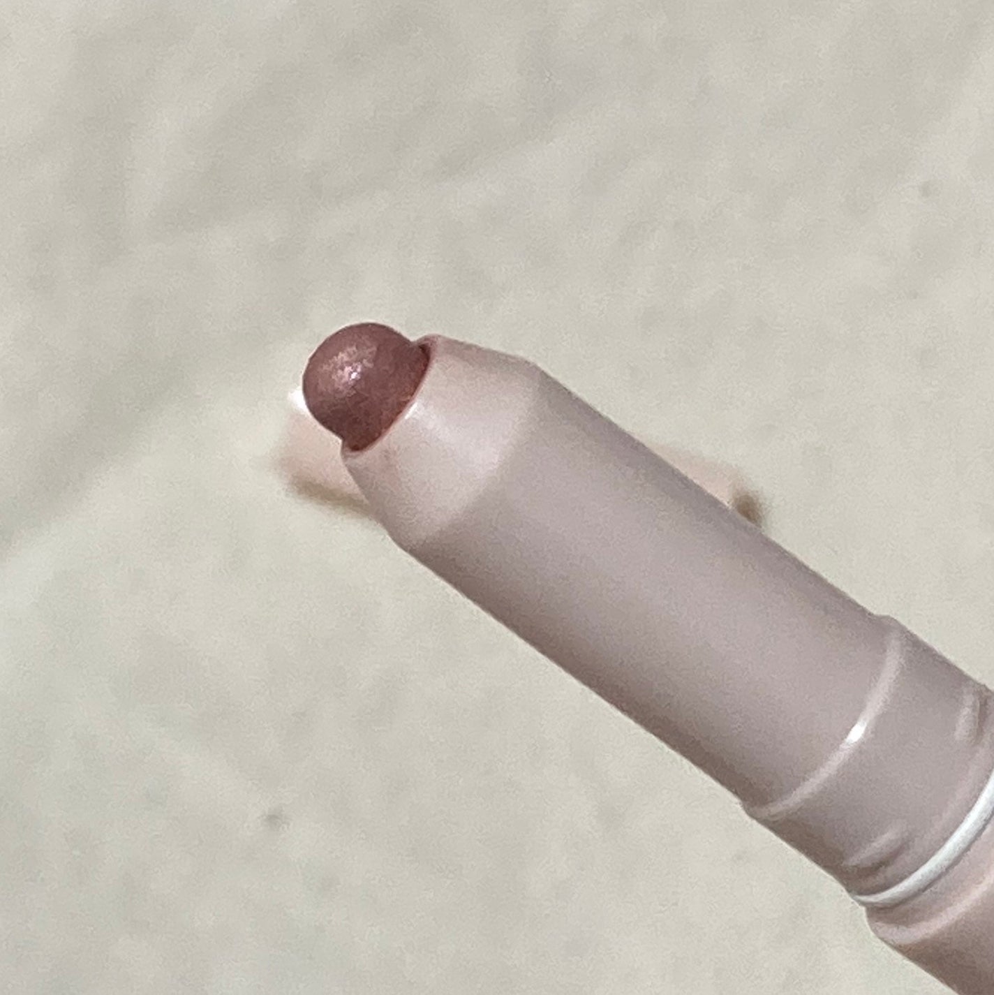 シュガー トゥインクル デュオ アイ スティック/PERIPERA/スティックアイシャドウを使ったクチコミ(2枚目)