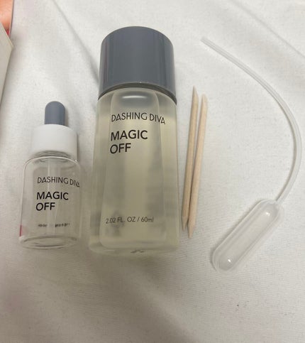 とある美容オタク on LIPS 「液体垂らしてめくるだけ!!DASHINGDIVAMAGICOF..」(5枚目)