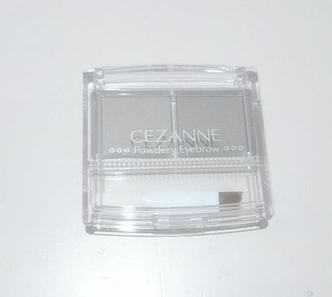 CEZANNE パウダリーアイブロウのクチコミ「CEZANNE
パウダリーアイブロウ
P3チャコールグレー

LIPSで購入。
思っていたより.....」（2枚目）