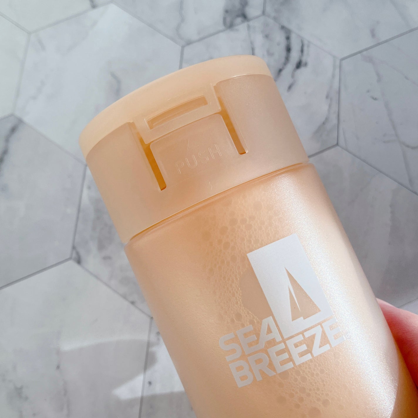 シーブリーズ シーブリーズ デオ&ウォーター C スプラッシュマリン/シーブリーズ/デオドラント・制汗剤を使ったクチコミ(2枚目)