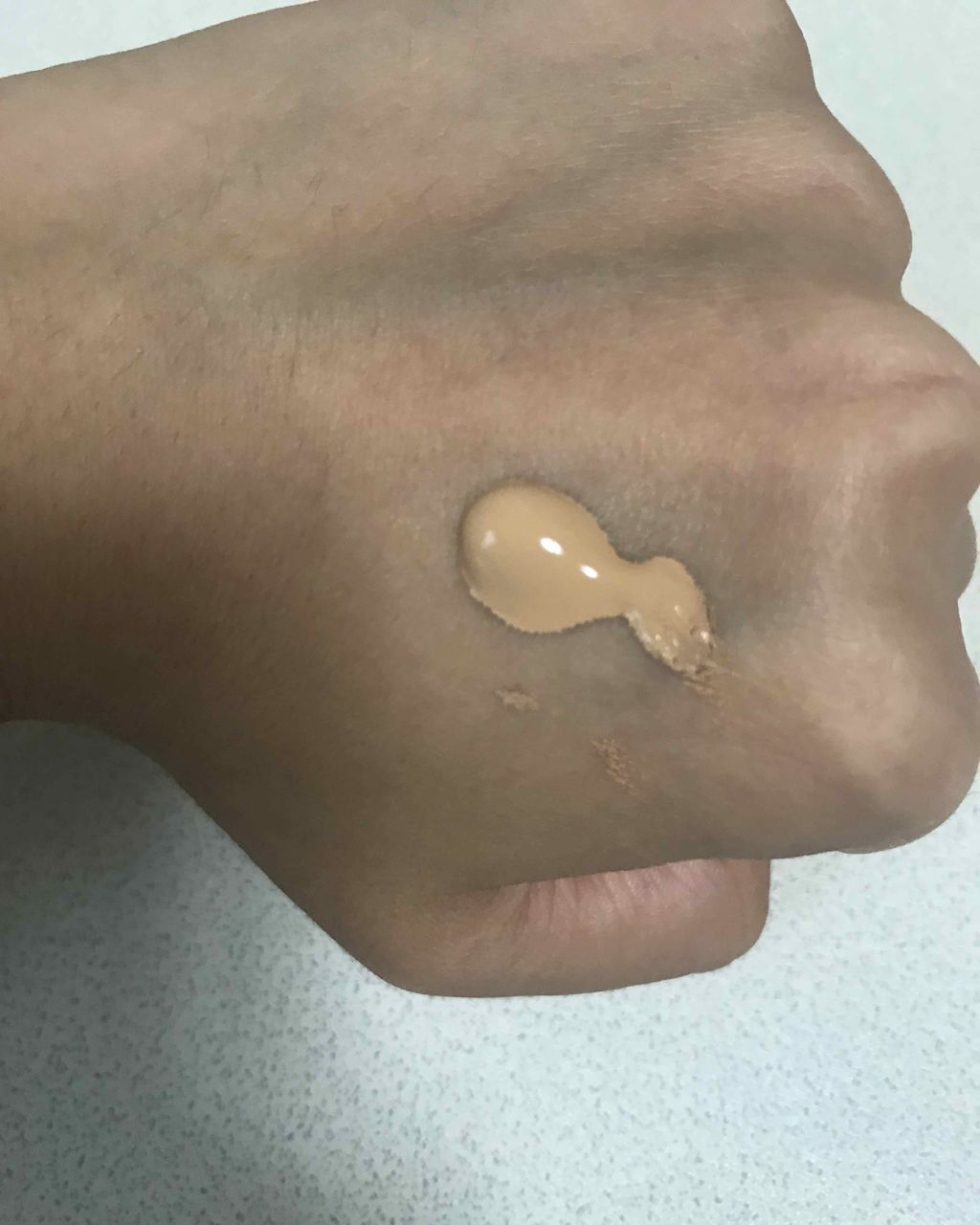 【旧】ディオールスキン フォーエヴァー フルイド/Dior/リキッドファンデーションを使ったクチコミ(2枚目)