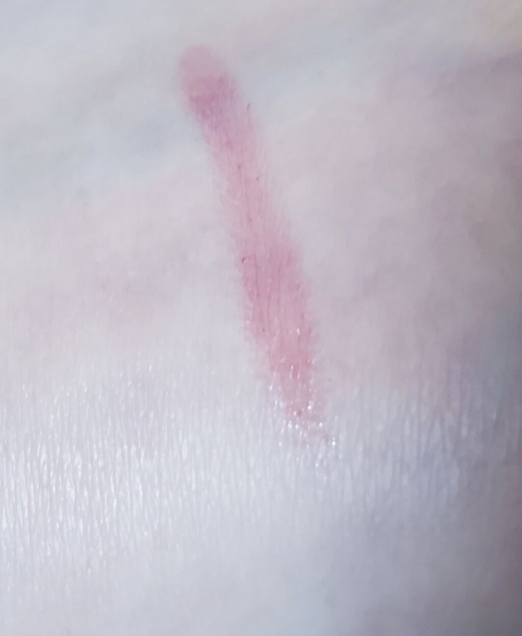 チャビー スティック モイスチャライジング リップ カラー バーム/CLINIQUE/口紅を使ったクチコミ（2枚目）