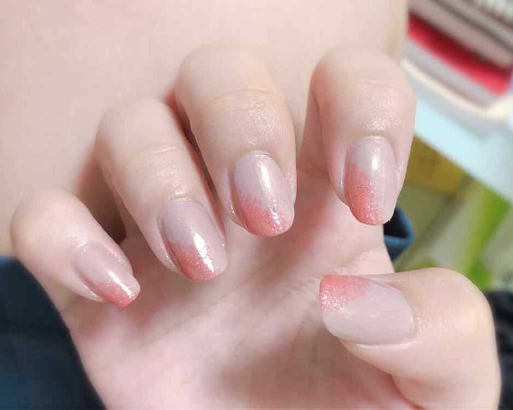 カラフルネイルズ/キャンメイク/マニキュアを使ったクチコミ(2枚目)