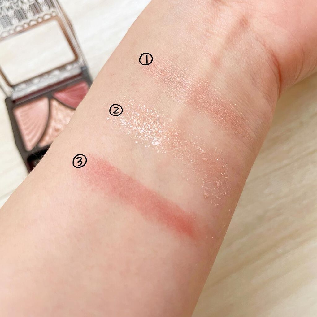 ジューシーピュアアイズ/キャンメイク/アイシャドウパレットを使ったクチコミ(3枚目)