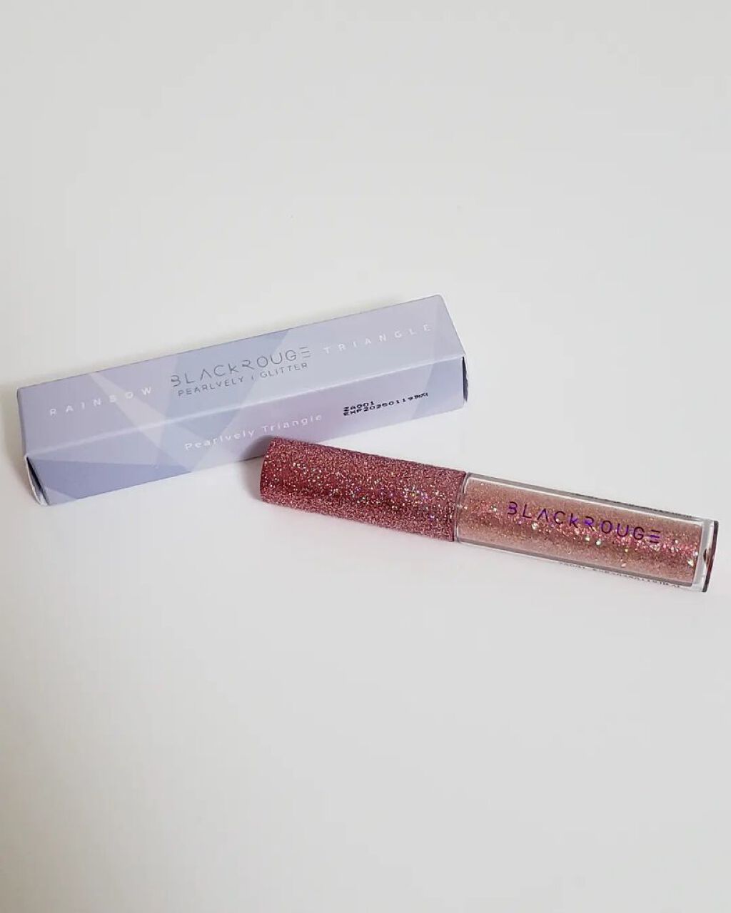 パールブリー アイグリッター  トライアングル/BLACK ROUGE/グリッターを使ったクチコミ（1枚目）