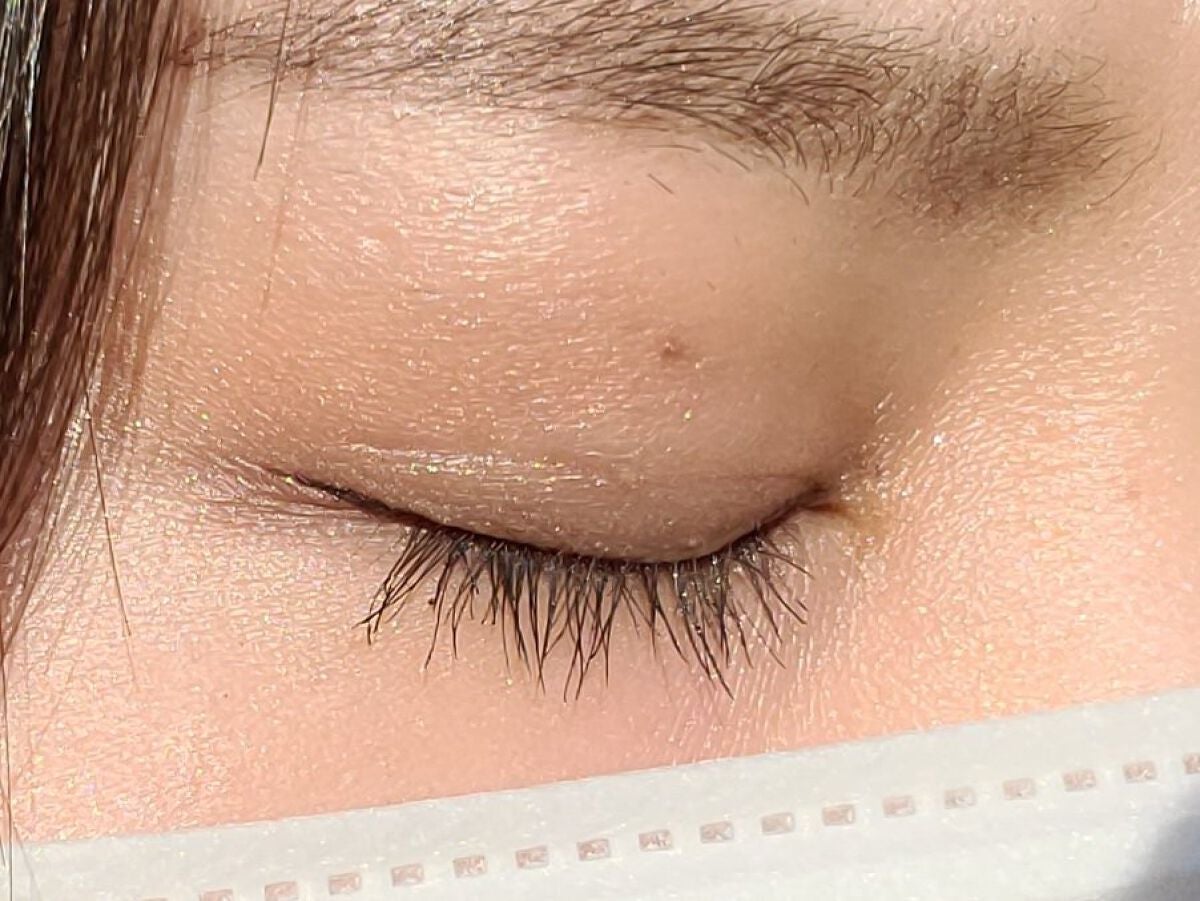 レブロン ダズル アイシャドウ クアッド/REVLON/アイシャドウパレットを使ったクチコミ(5枚目)