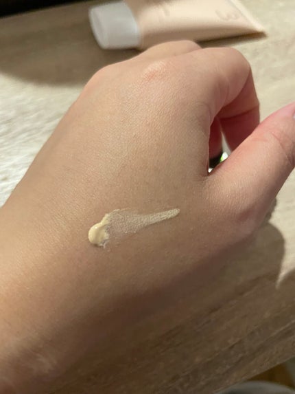 3番 ノーファンデ陶器肌トーンアップクリーム/numbuzin/化粧下地を使ったクチコミ(2枚目)