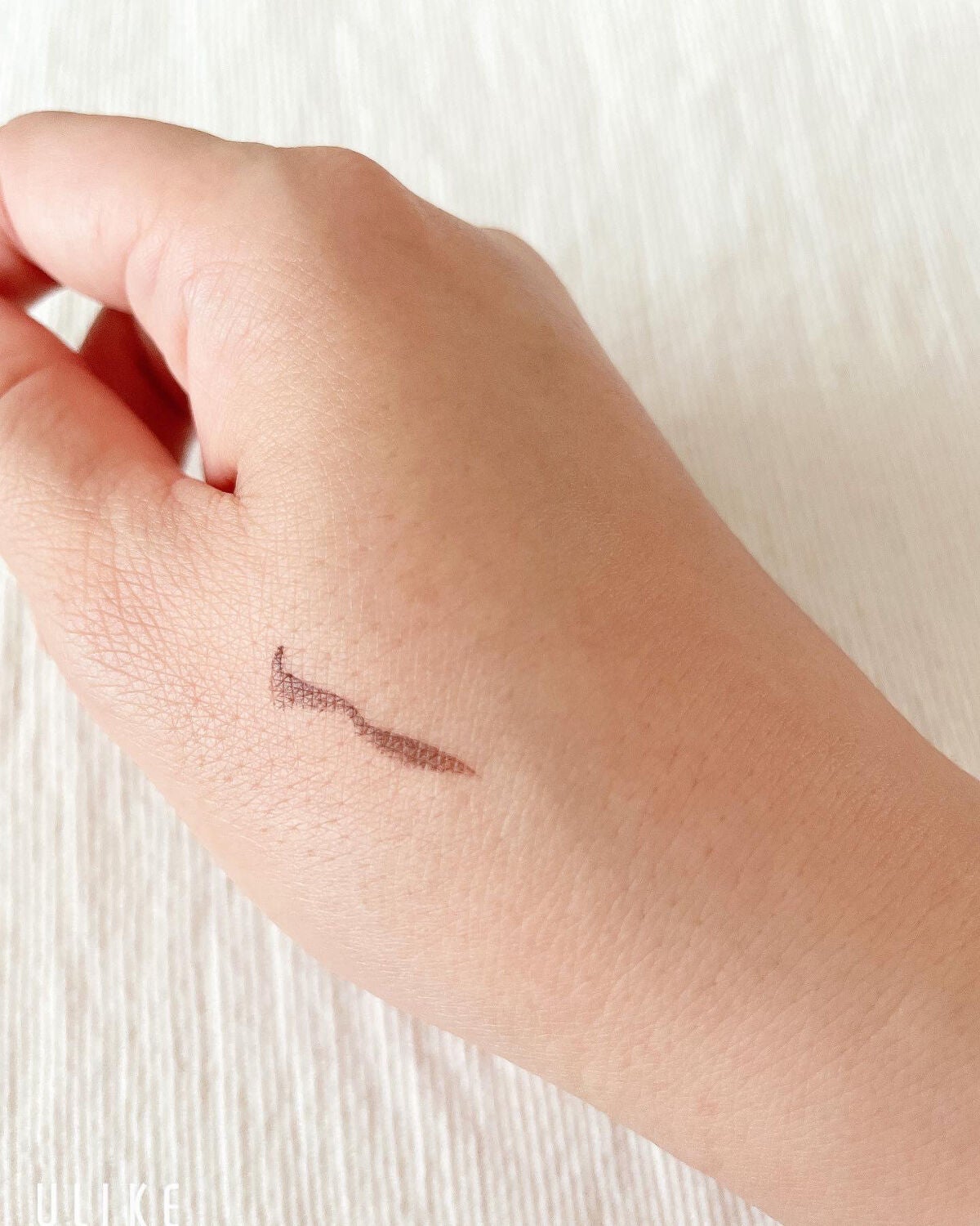 「密着アイライナー」ショート筆リキッド/デジャヴュ/リキッドアイライナーを使ったクチコミ(3枚目)