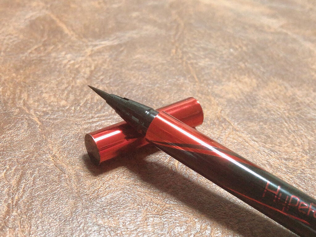 ハイパーシャープ ライナー R/MAYBELLINE NEW YORK/リキッドアイライナーを使ったクチコミ(3枚目)