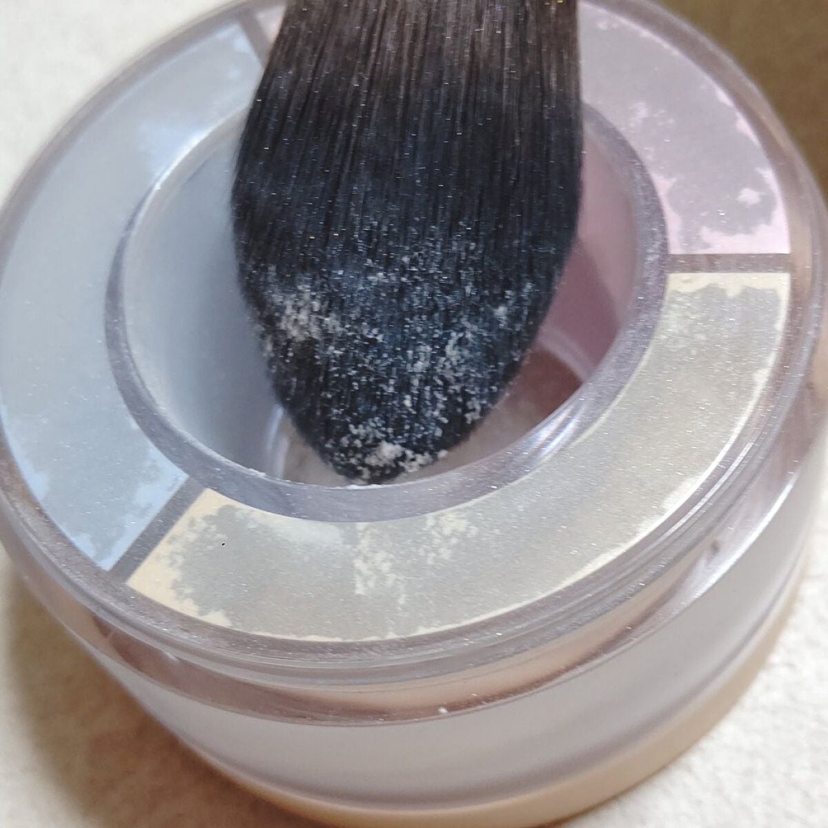 HDスキン ツイストライト/MAKE UP FOR EVER/ルースパウダーを使ったクチコミ(5枚目)