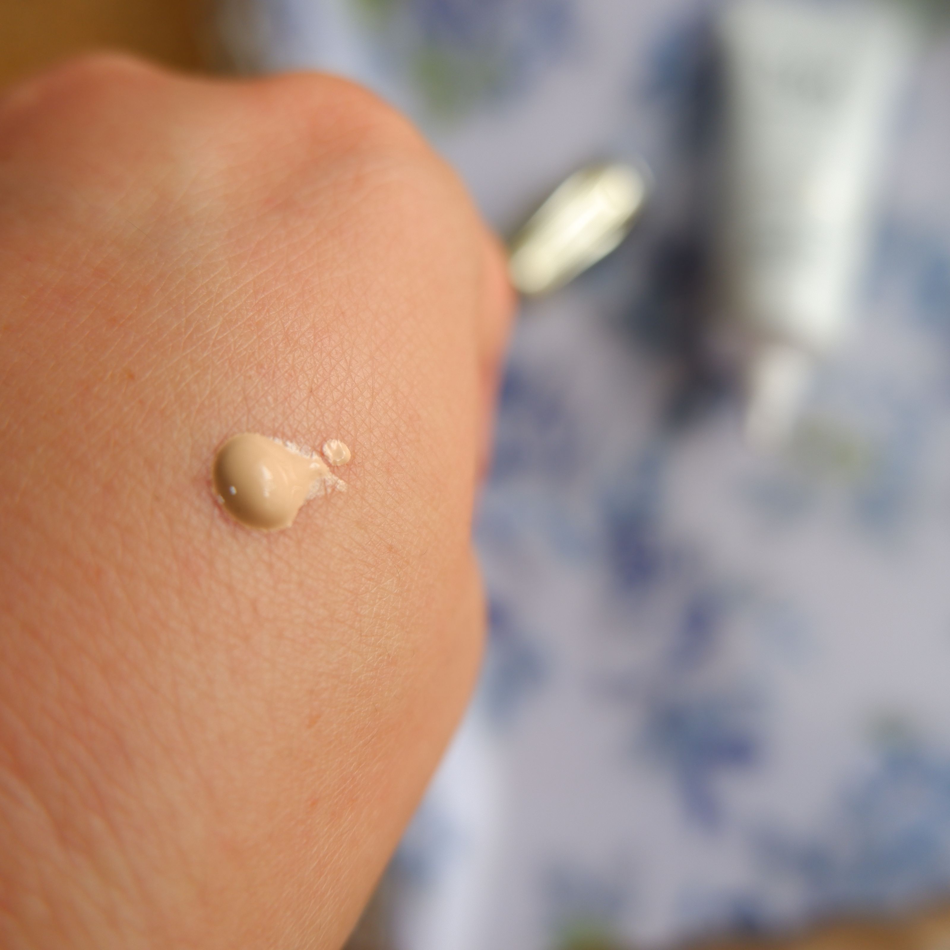 リンクルケア＆ホワイトニング ハイエンディストファンデーション/ハダメキミライ/リキッドファンデーションを使ったクチコミ（2枚目）