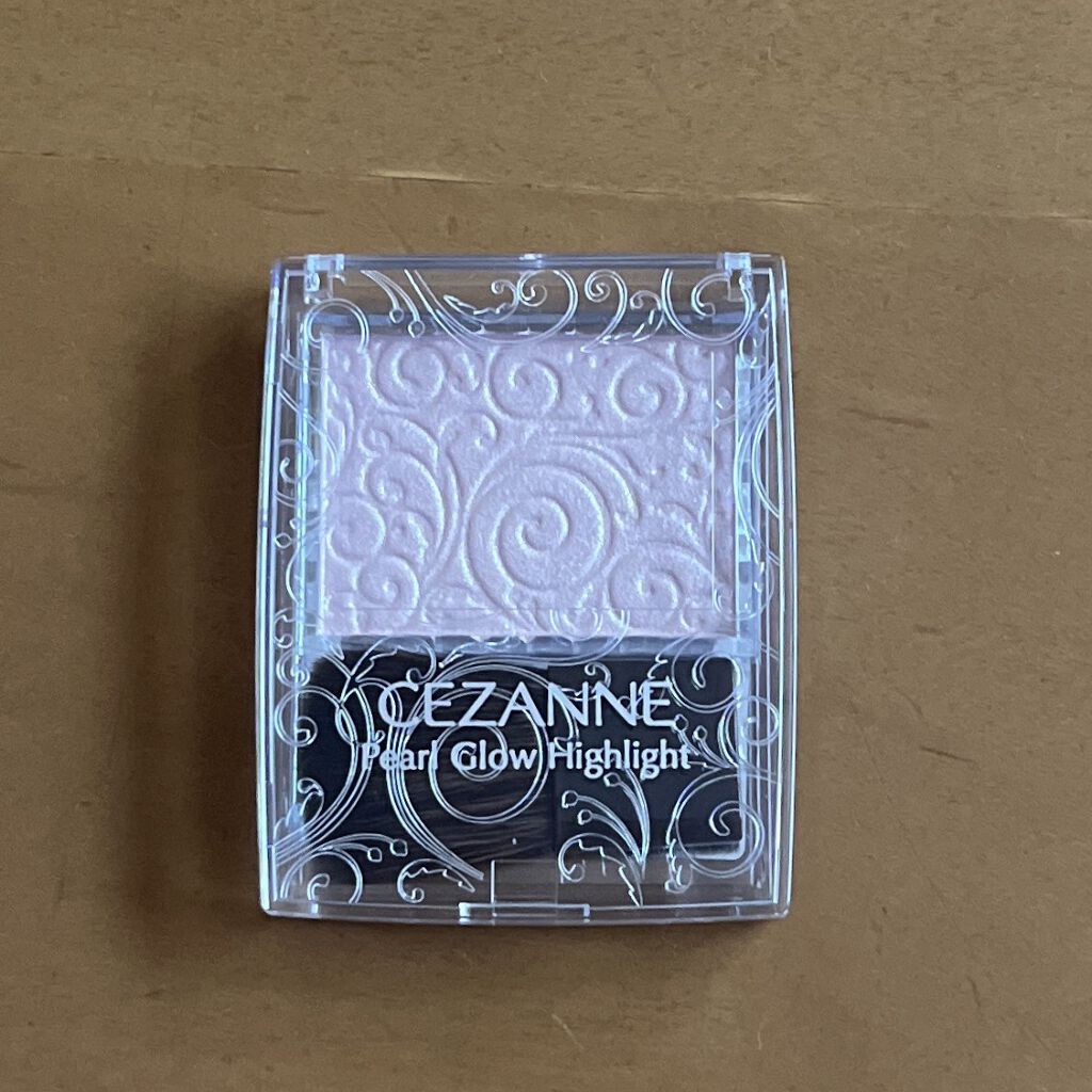 パールグロウハイライト/CEZANNE/パウダーハイライトを使ったクチコミ（1枚目）