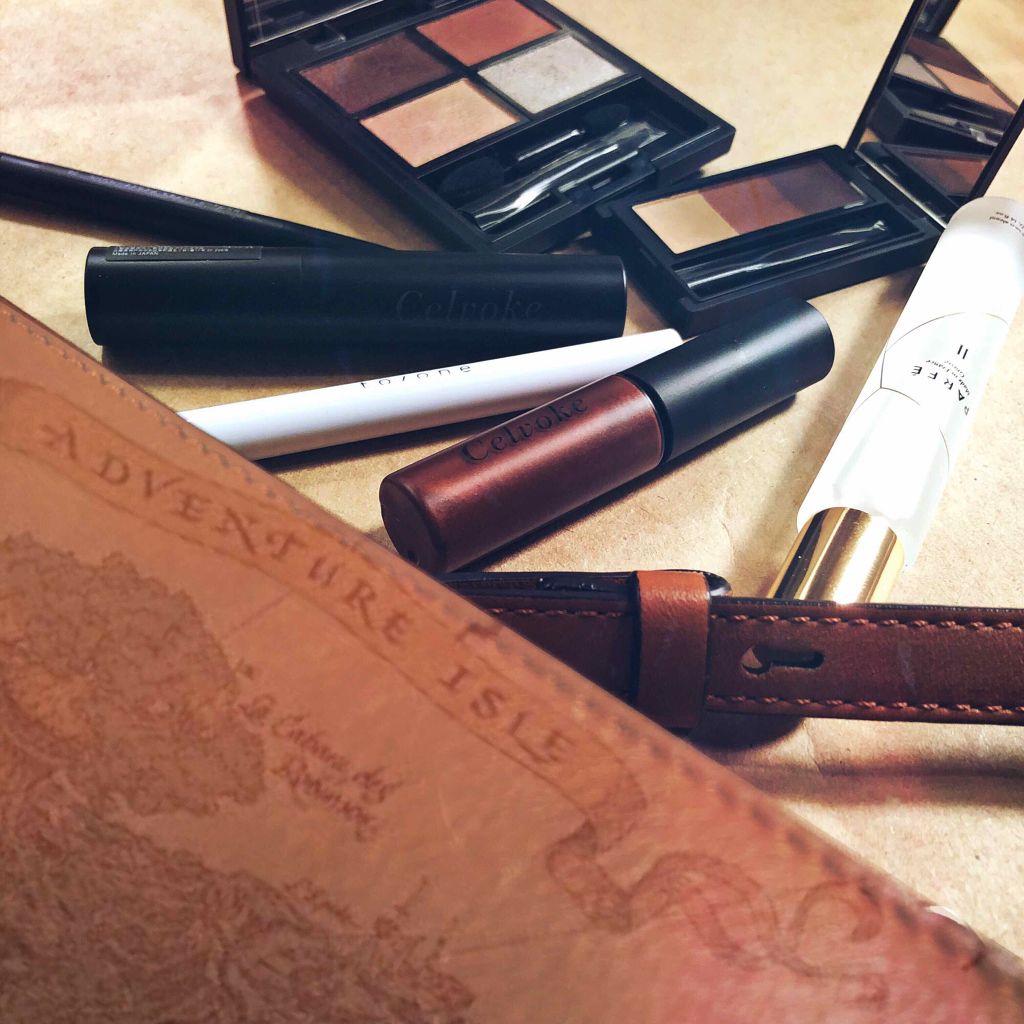 セルヴォーク インディケイトアイブロウパウダー/Celvoke/パウダーアイブロウを使ったクチコミ（1枚目）