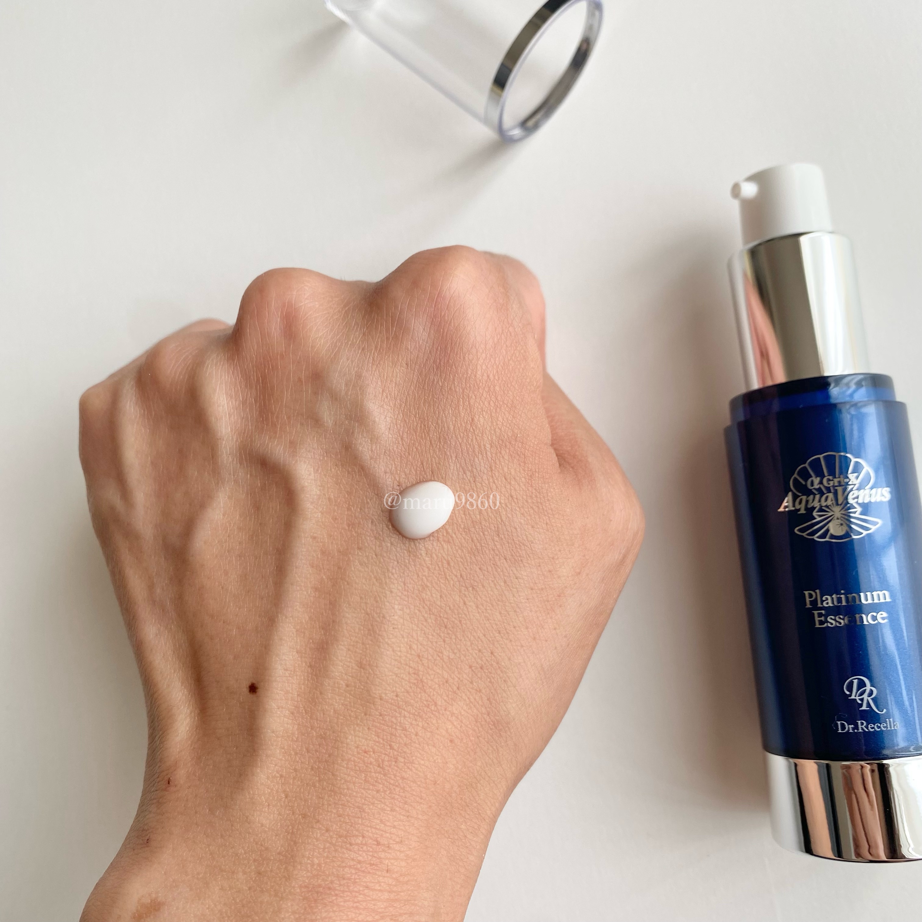 プラチナエッセンス/アクアヴィーナス/美容液を使ったクチコミ（3枚目）