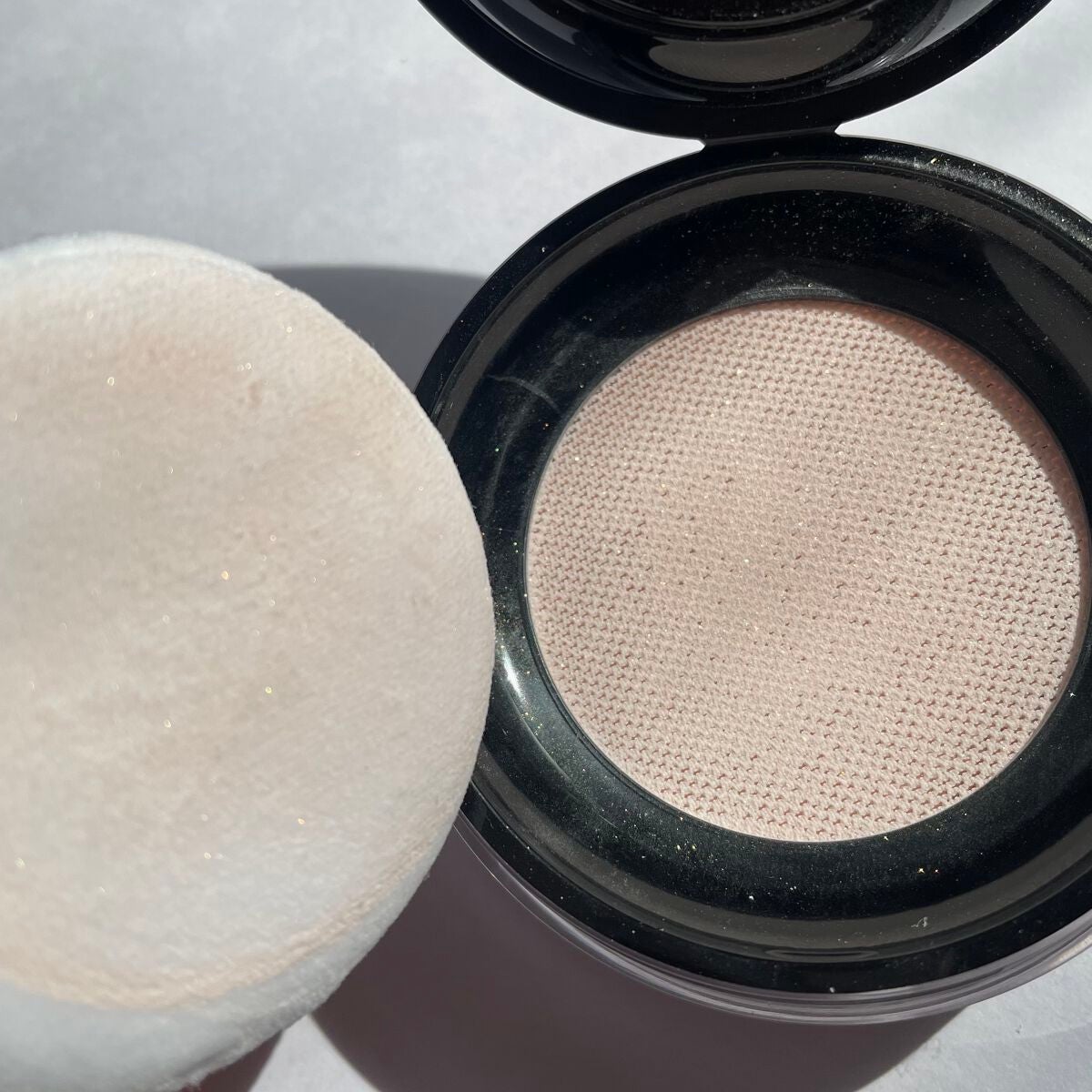 SIXPLUS ソフト フォーカス ブライト二ングルースパウダー/SIXPLUS/ルースパウダーを使ったクチコミ(7枚目)