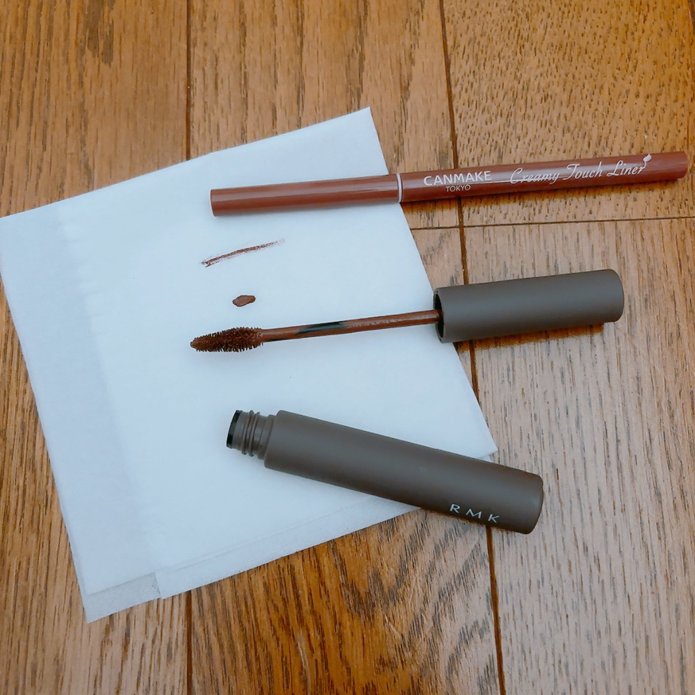 インフィニット シングル アイズ 12 サーモン マーブル/RMK/単色アイシャドウを使ったクチコミ（2枚目）