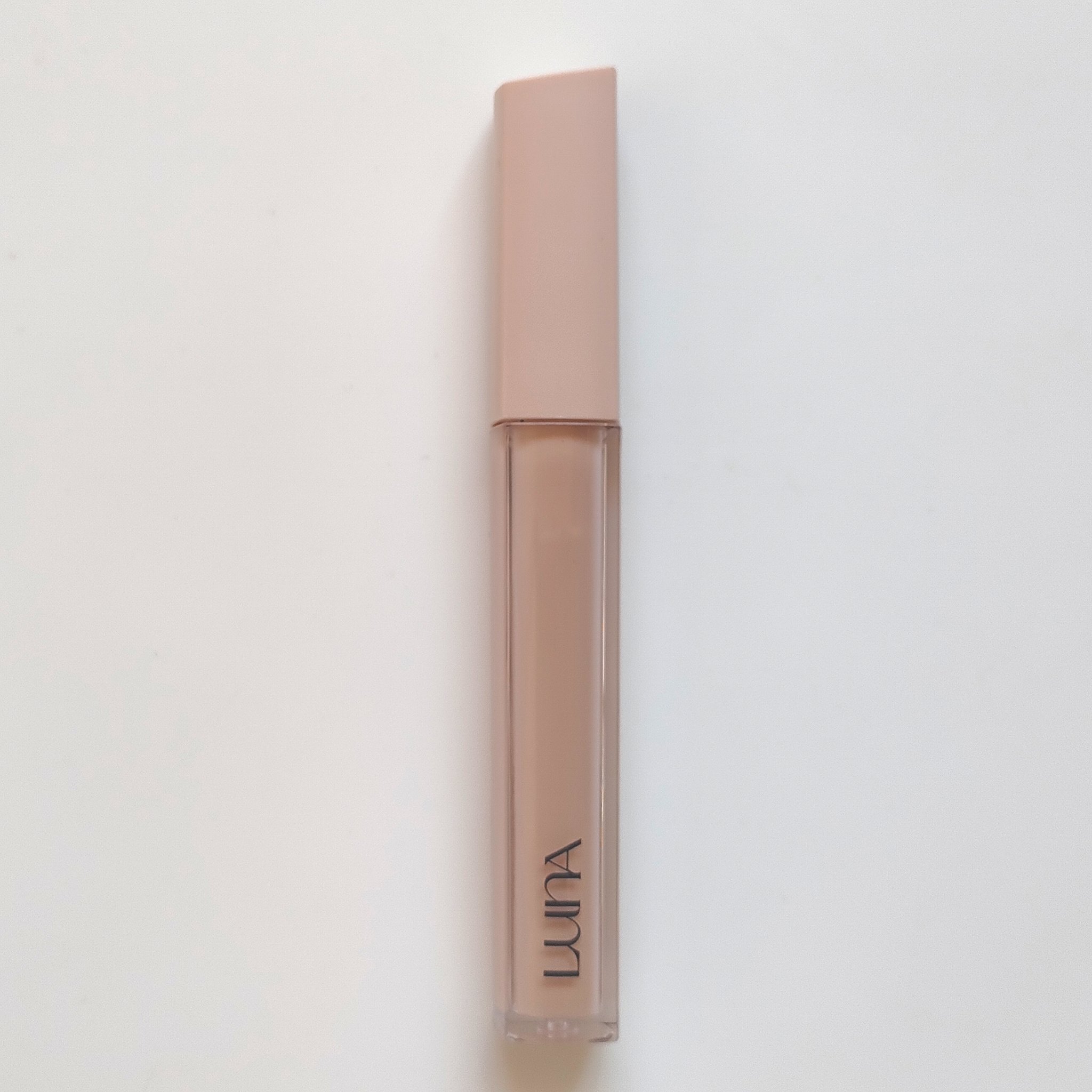 ロングラスティングチップコンシーラーフィックシングフィット/LUNA/リキッドコンシーラーを使ったクチコミ（2枚目）