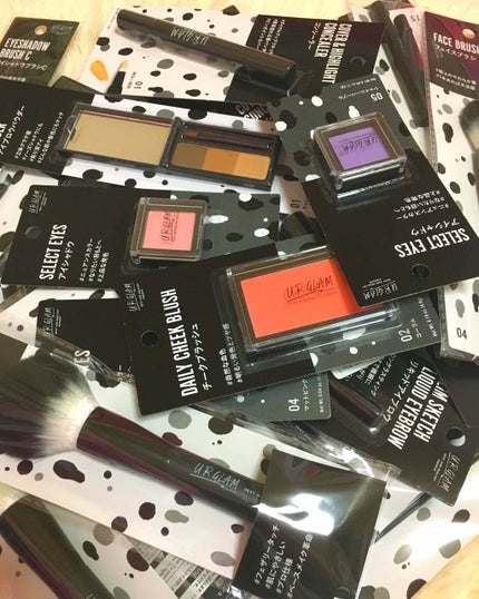 UR GLAM SELECT EYES/U R GLAM/単色アイシャドウを使ったクチコミ(1枚目)