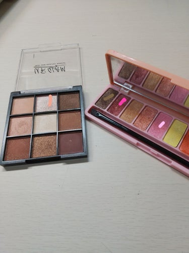 UR GLAM　BLOOMING EYE COLOR PALETTE/U R GLAM/パウダーアイシャドウを使ったクチコミ（3枚目）