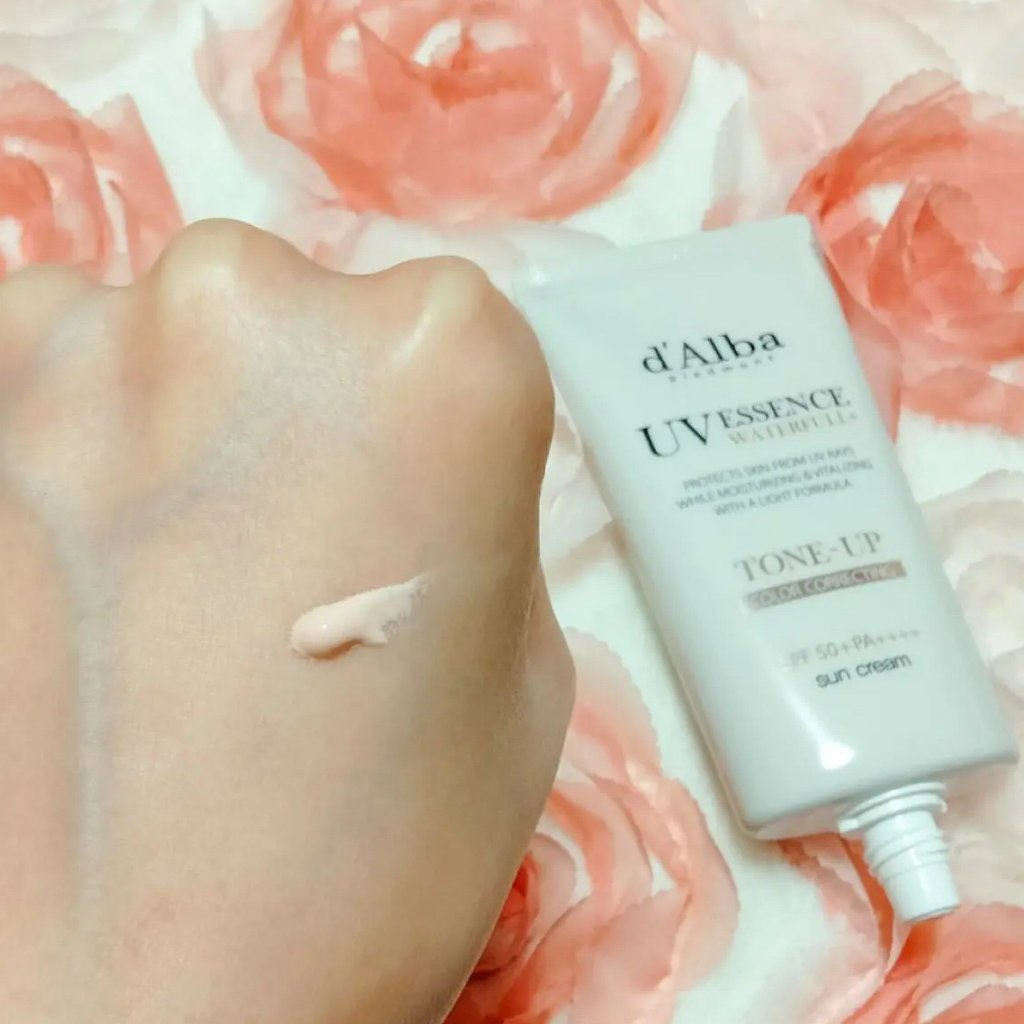 ウォータフルトーンアップサンクリーム/ダルバ/日焼け止めクリームを使ったクチコミ（3枚目）