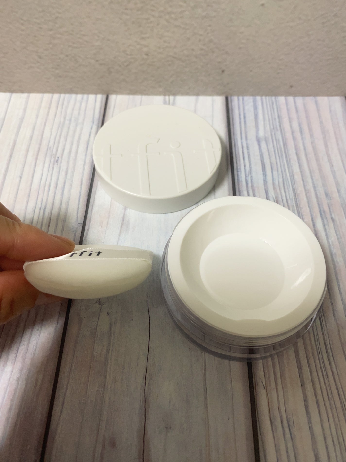 トランスルーセントセットフィニッシングパウダー/TFIT/ルースパウダーを使ったクチコミ(3枚目)