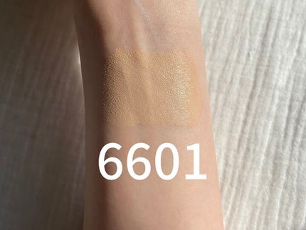 ナチュラルラディアント ロングウェアファンデーション 6606 VIENNA/NARS/リキッドファンデーションの画像