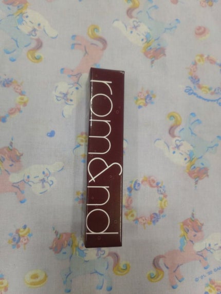 ジューシーラスティングティント/rom&nd/リップティントを使ったクチコミ(4枚目)