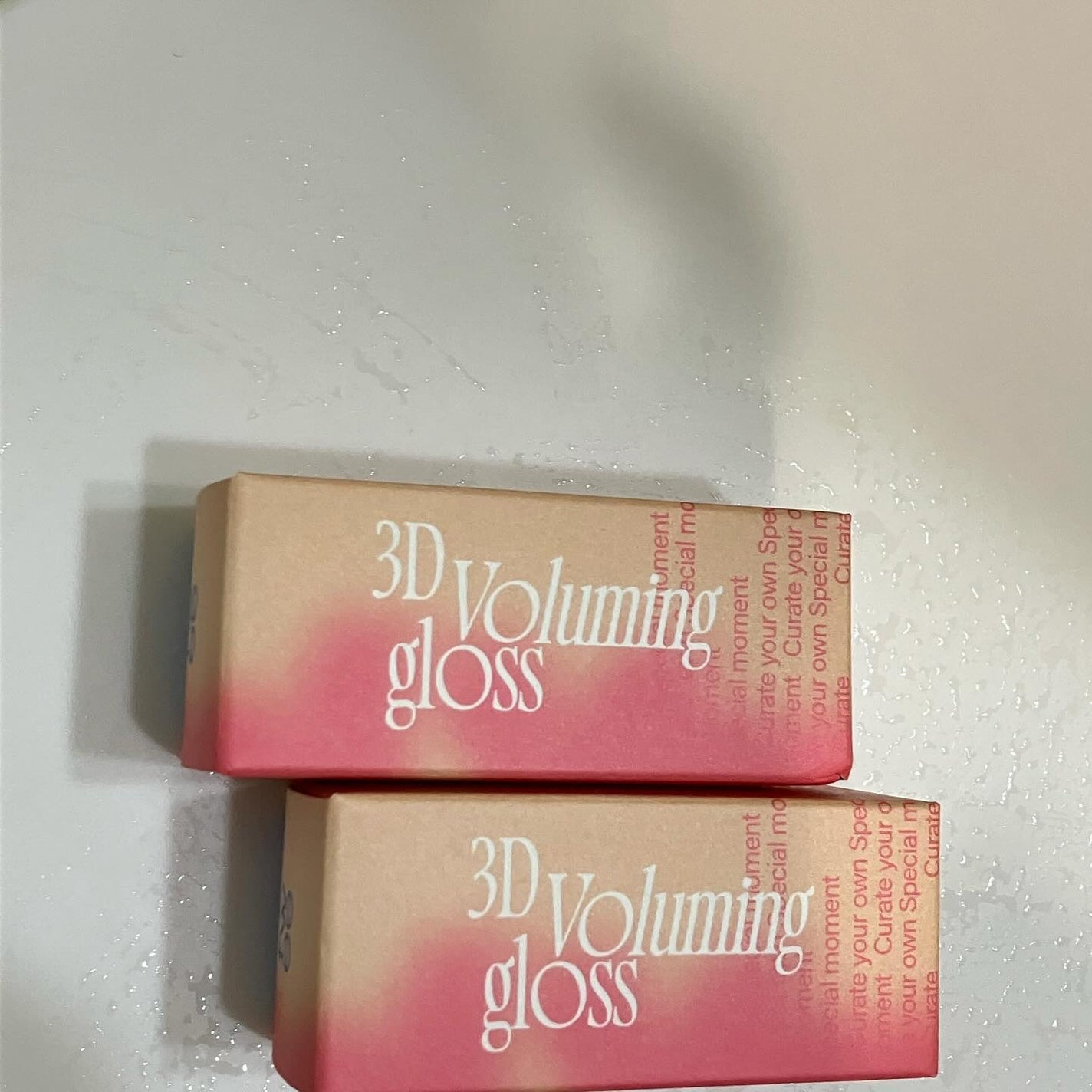 フィー 3Dボリューミンググロス/fwee/リップグロスを使ったクチコミ(3枚目)