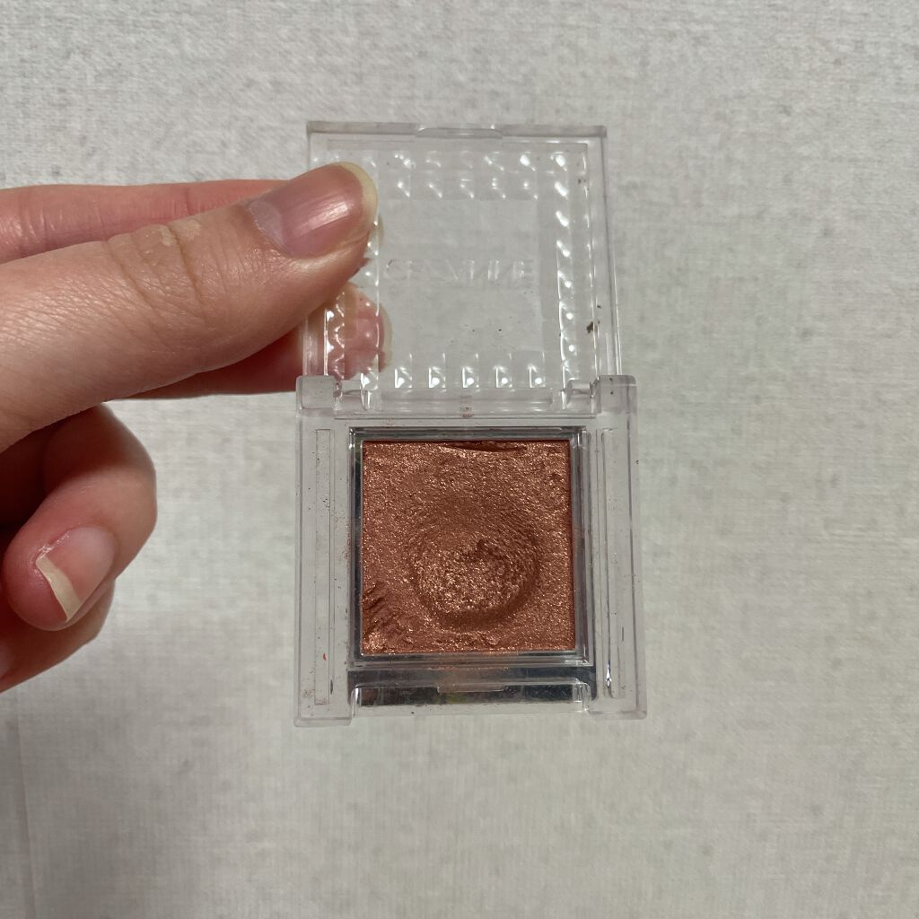 シングルカラーアイシャドウ/CEZANNE/単色アイシャドウを使ったクチコミ(2枚目)