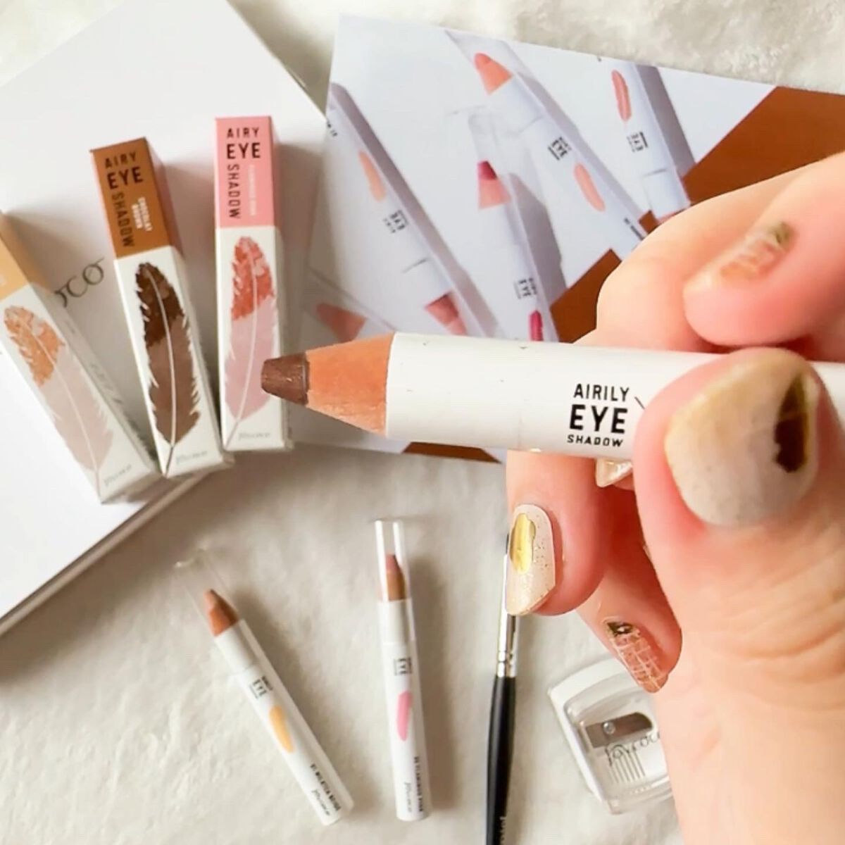 ジョイココ エアリーアイシャドウ/Joy.coco(ジョイココ)/単色アイシャドウを使ったクチコミ(4枚目)