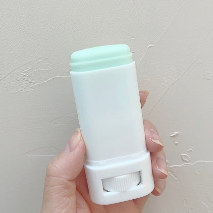 マデカダーマシールド セーフサンスティック(SPF50+ PA++++)/センテリアン24/日焼け止めスティックを使ったクチコミ(2枚目)