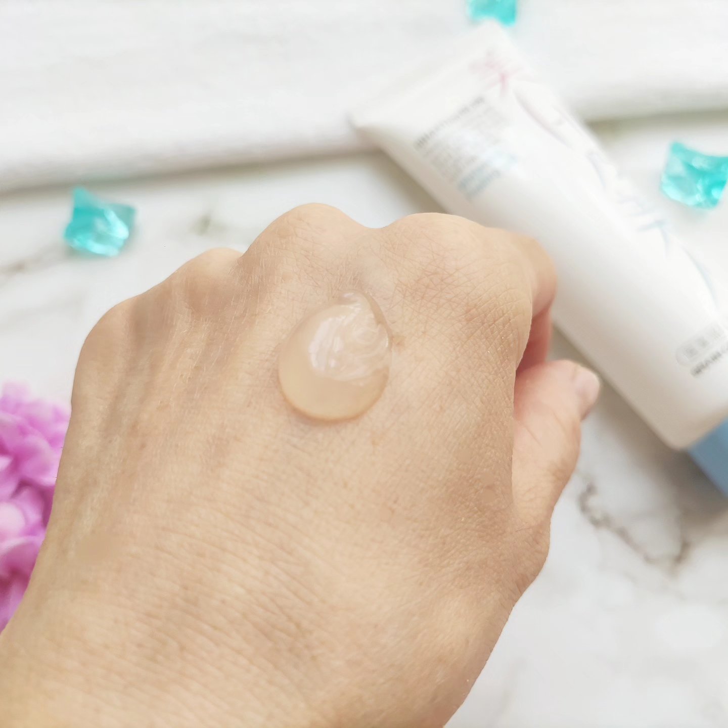 美白乃美人ピーリングジェル/ブレーンコスモス/ピーリングを使ったクチコミ（3枚目）