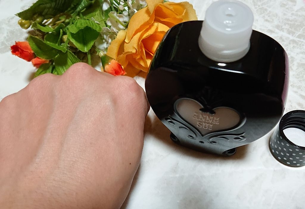 スイ ブラック メイクアップ ウォーター/ANNA SUI/化粧下地を使ったクチコミ(4枚目)