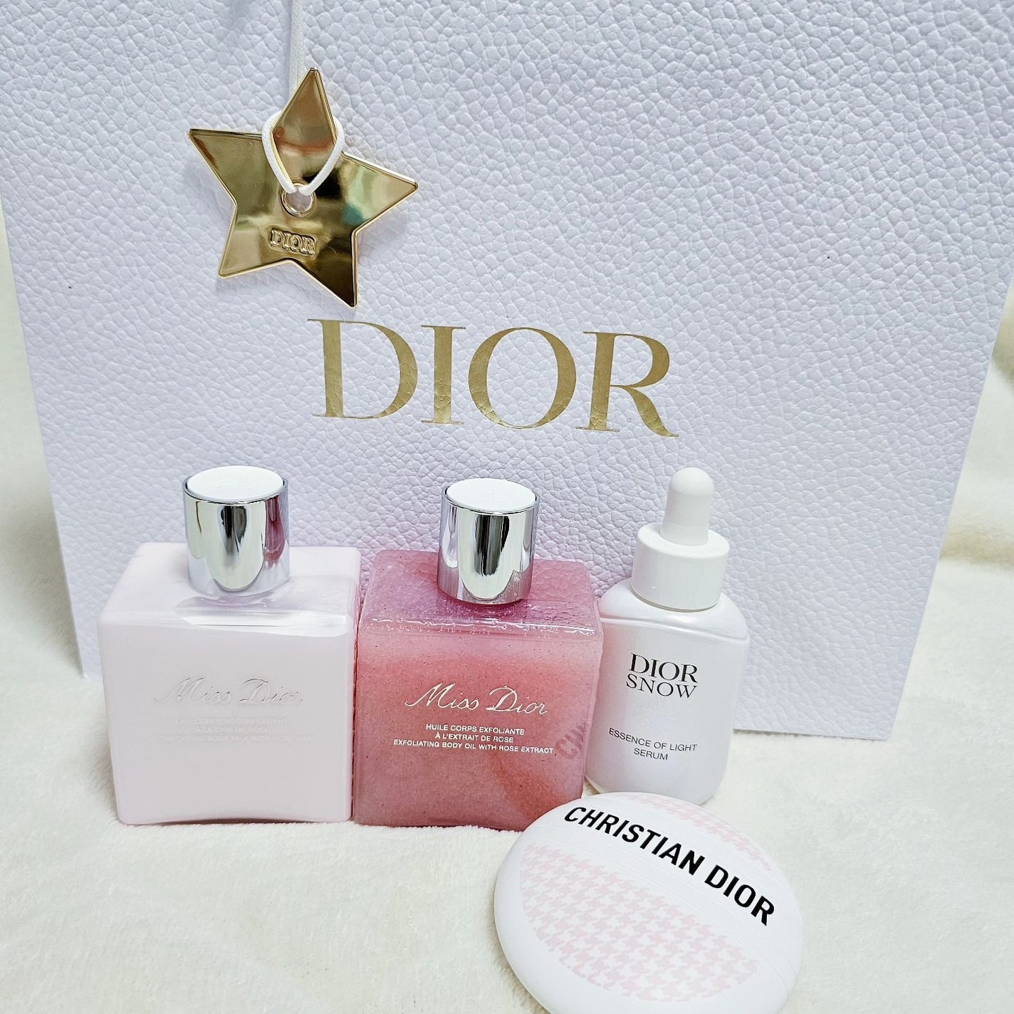 ディオール スノー エッセンス オブ ライト セラム /Dior/美容液を使ったクチコミ(1枚目)