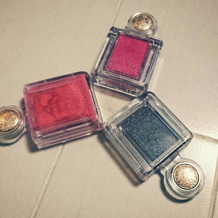 シャドーカスタマイズ/MAJOLICA MAJORCA/単色アイシャドウを使ったクチコミ(1枚目)