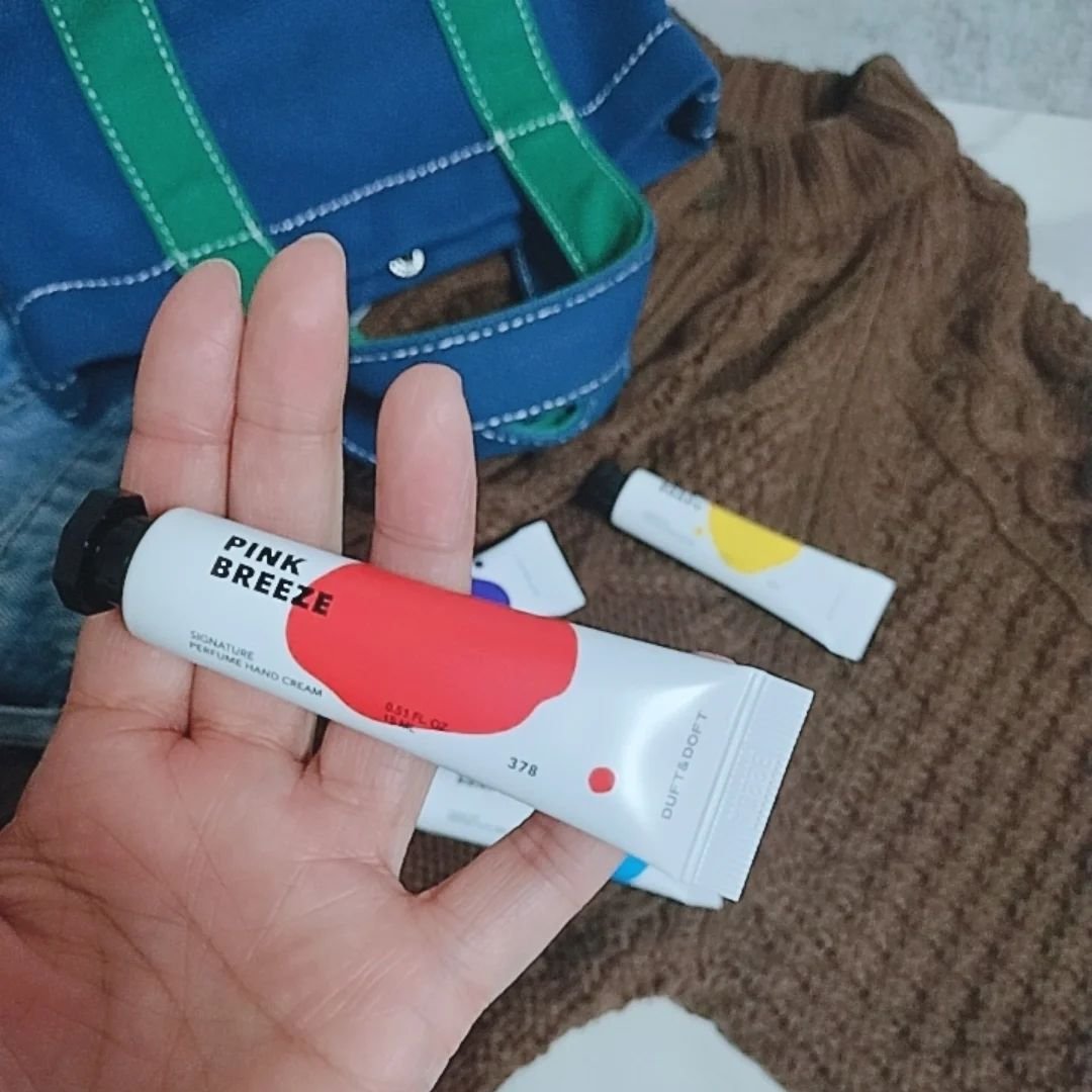 シグネチャーパフュームハンドクリームミニチュアギフトセット/DUFT&DOFT/ハンドクリームを使ったクチコミ（3枚目）