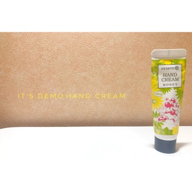 IT'S DEMO ディズニーハンドクリームのクチコミ「it's demo hand cream
こんにちは🌞
女子大生Kちゃんです☺︎

今日紹介す.....」（1枚目）