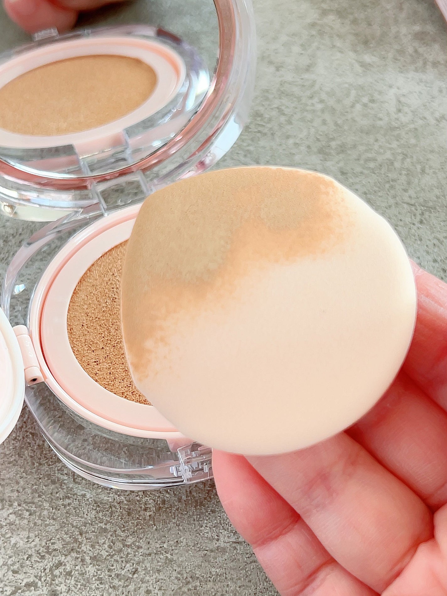 アリウル インクフェザーカバーラスティングクッション/Ariul/クッションファンデーションを使ったクチコミ(6枚目)