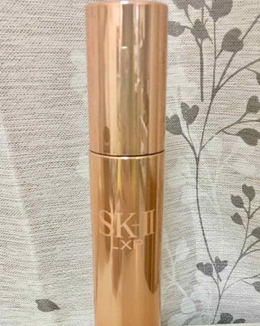 SK-II LXP アルティメイト パーフェクティング セラムのクチコミ「しっとりモチモチ肌が長時間持続します。
百貨店限定のSK IIのプレステージラインの美容液。エ.....」（1枚目）